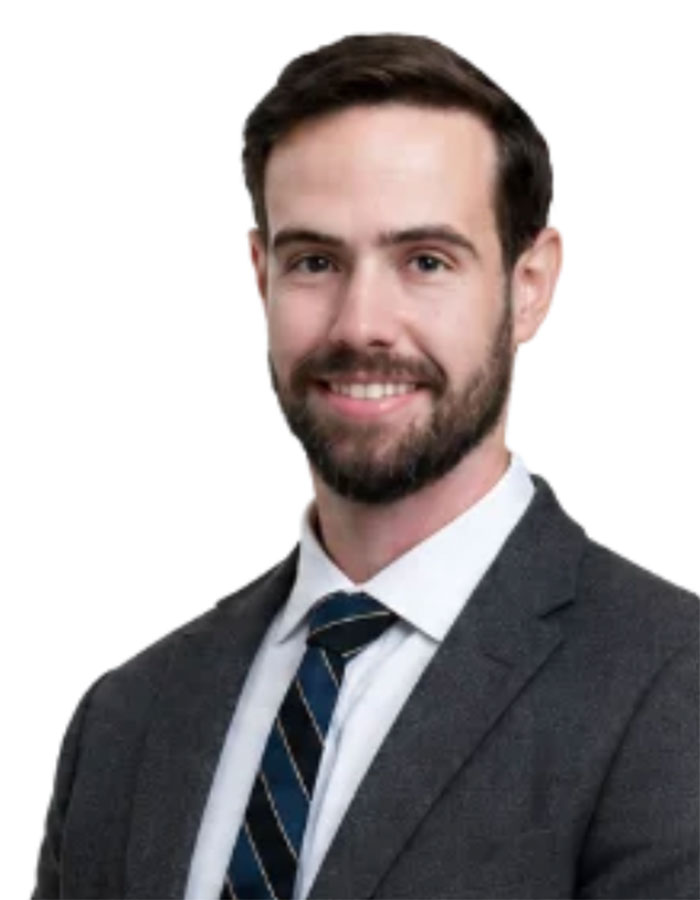 Andrew Custer headshot